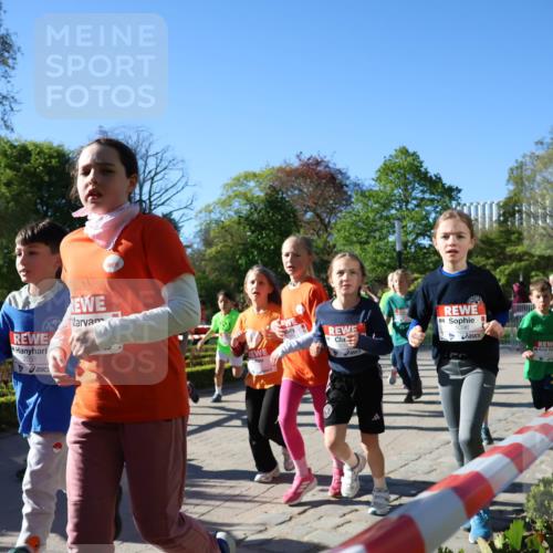 25.04.2025 - Das Zehntel Zöllner http://msf.ph/oto/7675104 26.04.2025 07:46:41 Laufen 2051, 1096, 1096 meine-sportfotos.de