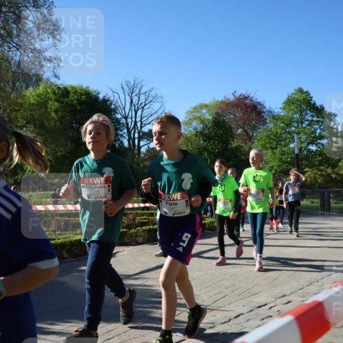 25.04.2025 - Das Zehntel Zöllner http://msf.ph/oto/7675141 26.04.2025 07:46:43 Laufen 1263, 1261, 9 meine-sportfotos.de