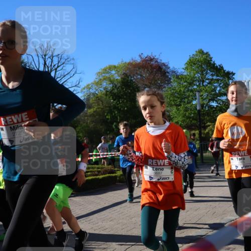25.04.2025 - Das Zehntel Zöllner http://msf.ph/oto/7675226 26.04.2025 07:46:52 Laufen 2725, 3687, 3763 meine-sportfotos.de
