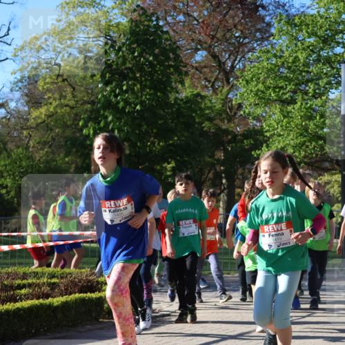 25.04.2025 - Das Zehntel Zöllner http://msf.ph/oto/7675288 26.04.2025 07:46:56 Laufen 1408, 1419 meine-sportfotos.de