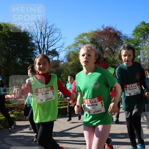 25.04.2025 - Das Zehntel Zöllner http://msf.ph/oto/7675344 26.04.2025 07:47:00 Laufen 1521, 2395, 2394 meine-sportfotos.de