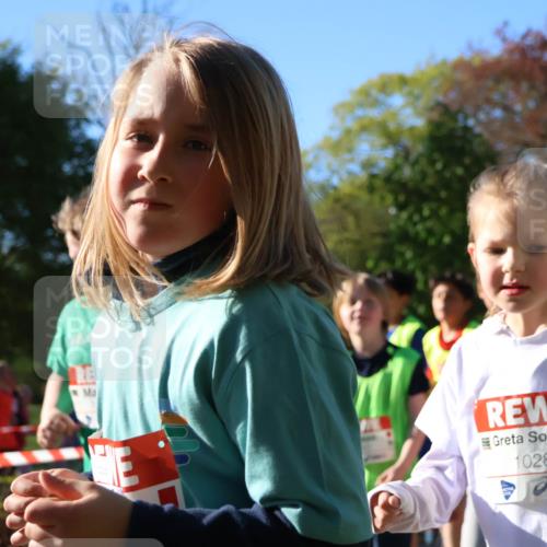 25.04.2025 - Das Zehntel Zöllner http://msf.ph/oto/7675362 26.04.2025 07:47:02 Laufen 144, 1028 meine-sportfotos.de