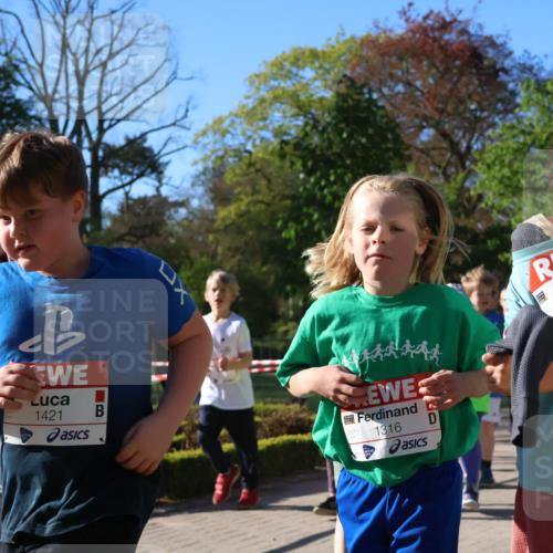 25.04.2025 - Das Zehntel Zöllner http://msf.ph/oto/7675382 26.04.2025 07:47:03 Laufen 3, 1421, 1316, 19, 2944, 4 meine-sportfotos.de