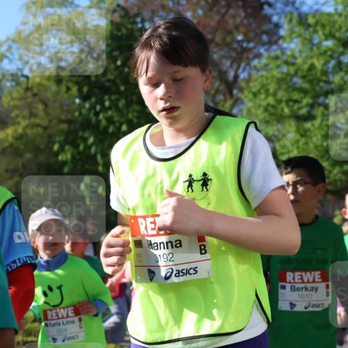 25.04.2025 - Das Zehntel Zöllner http://msf.ph/oto/7675392 26.04.2025 07:47:04 Laufen 47, 3024, 3192, 3192, 1610 meine-sportfotos.de