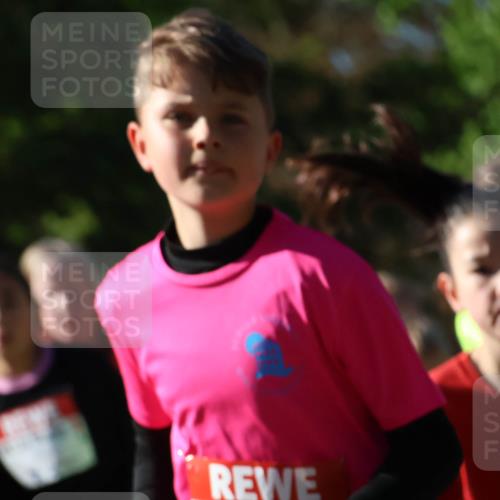 25.04.2025 - Das Zehntel Zöllner http://msf.ph/oto/7675420 26.04.2025 07:47:07 Laufen  meine-sportfotos.de