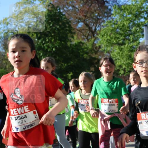 25.04.2025 - Das Zehntel Zöllner http://msf.ph/oto/7675442 26.04.2025 07:47:08 Laufen 1674, 316, 1627, 2267 meine-sportfotos.de