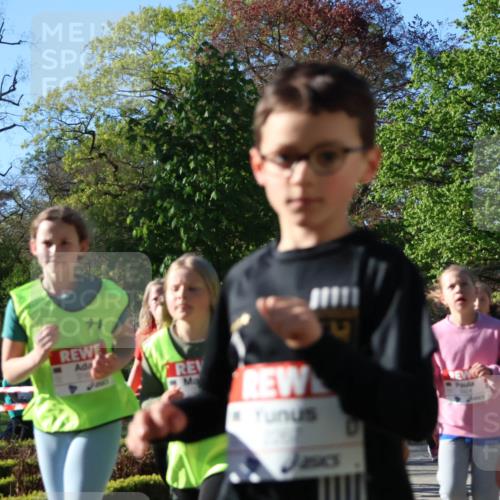 25.04.2025 - Das Zehntel Zöllner http://msf.ph/oto/7675447 26.04.2025 07:47:08 Laufen  meine-sportfotos.de
