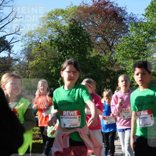 25.04.2025 - Das Zehntel Zöllner http://msf.ph/oto/7675456 26.04.2025 07:47:09 Laufen 1627, 3924 meine-sportfotos.de