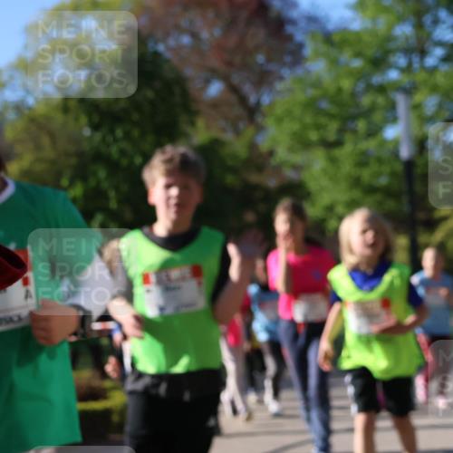 25.04.2025 - Das Zehntel Zöllner http://msf.ph/oto/7675560 26.04.2025 07:47:16 Laufen  meine-sportfotos.de