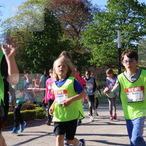 25.04.2025 - Das Zehntel Zöllner http://msf.ph/oto/7675573 26.04.2025 07:47:16 Laufen 1501, 3564, 1255, 558 meine-sportfotos.de