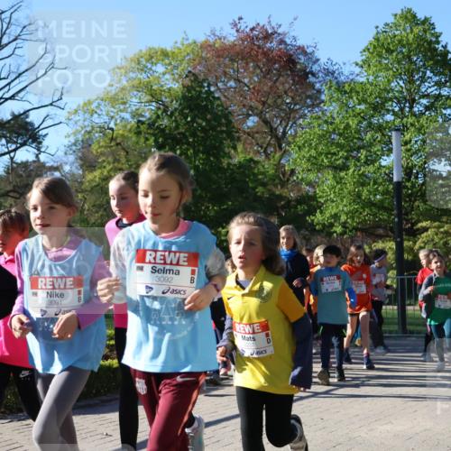 25.04.2025 - Das Zehntel Zöllner http://msf.ph/oto/7675620 26.04.2025 07:47:19 Laufen 3083, 3091, 3092, 2237 meine-sportfotos.de