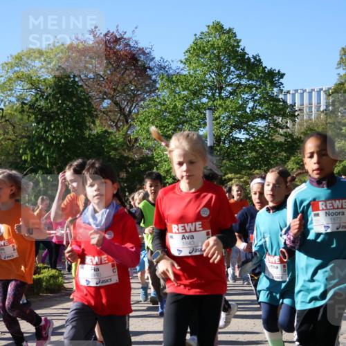 25.04.2025 - Das Zehntel Zöllner http://msf.ph/oto/7675676 26.04.2025 07:47:23 Laufen 1840, 1843, 1872 meine-sportfotos.de