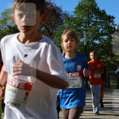 25.04.2025 - Das Zehntel Zöllner http://msf.ph/oto/7675698 26.04.2025 07:47:26 Laufen 41, 1967 meine-sportfotos.de