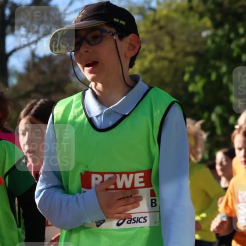 25.04.2025 - Das Zehntel Zöllner http://msf.ph/oto/7675722 26.04.2025 07:47:28 Laufen  meine-sportfotos.de