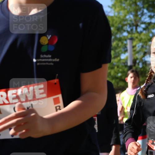 25.04.2025 - Das Zehntel Zöllner http://msf.ph/oto/7675741 26.04.2025 07:47:29 Laufen  meine-sportfotos.de