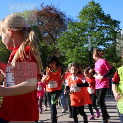 25.04.2025 - Das Zehntel Zöllner http://msf.ph/oto/7675776 26.04.2025 07:47:32 Laufen 1932, 16, 3585, 3360 meine-sportfotos.de