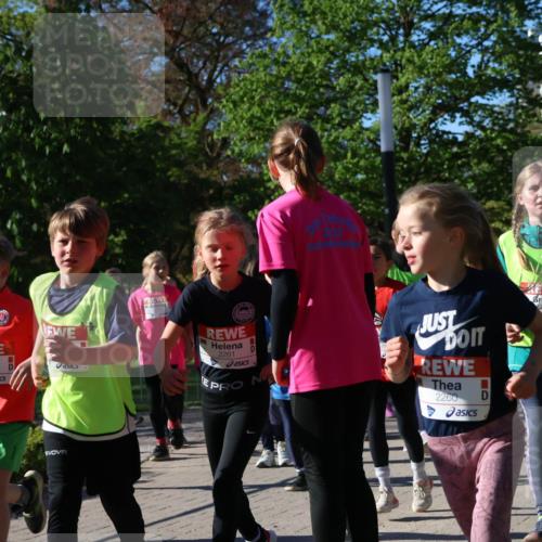 25.04.2025 - Das Zehntel Zöllner http://msf.ph/oto/7675813 26.04.2025 07:47:35 Laufen 2266, 2258, 2025, 2261, 2260, 2245 meine-sportfotos.de