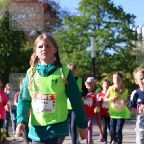 25.04.2025 - Das Zehntel Zöllner http://msf.ph/oto/7675843 26.04.2025 07:47:38 Laufen 3175 meine-sportfotos.de