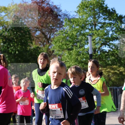 25.04.2025 - Das Zehntel Zöllner http://msf.ph/oto/7675858 26.04.2025 07:47:39 Laufen 3829, 1651 meine-sportfotos.de