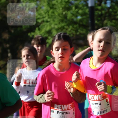 25.04.2025 - Das Zehntel Zöllner http://msf.ph/oto/7676022 26.04.2025 07:47:52 Laufen 3341, 3349 meine-sportfotos.de