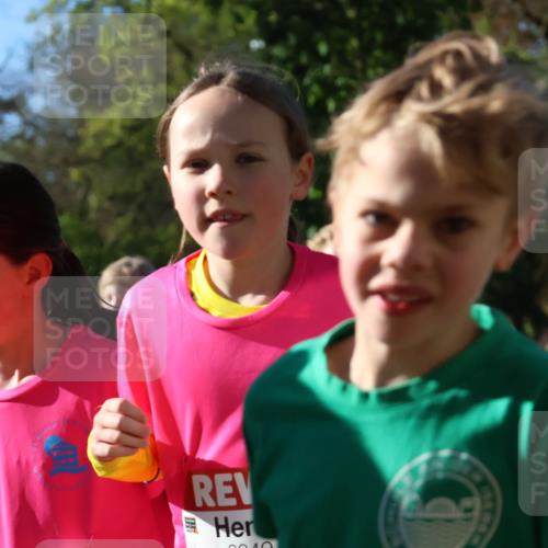 25.04.2025 - Das Zehntel Zöllner http://msf.ph/oto/7676035 26.04.2025 07:47:53 Laufen 1 meine-sportfotos.de