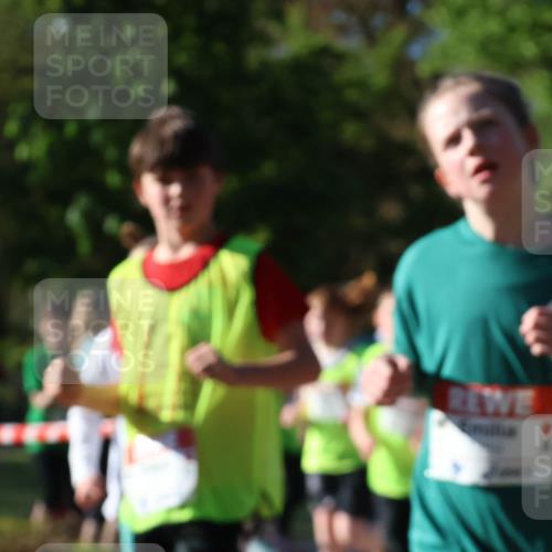 25.04.2025 - Das Zehntel Zöllner http://msf.ph/oto/7676053 26.04.2025 07:47:54 Laufen  meine-sportfotos.de