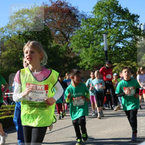 25.04.2025 - Das Zehntel Zöllner http://msf.ph/oto/7676107 26.04.2025 07:47:57 Laufen 20, 51, 3570, 1314 meine-sportfotos.de