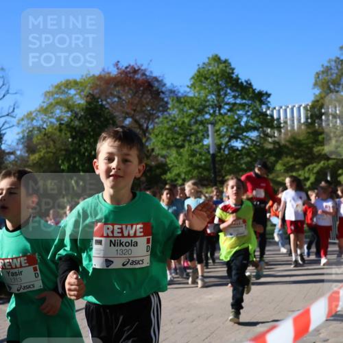 25.04.2025 - Das Zehntel Zöllner http://msf.ph/oto/7676128 26.04.2025 07:47:59 Laufen 1314, 1313, 1320 meine-sportfotos.de