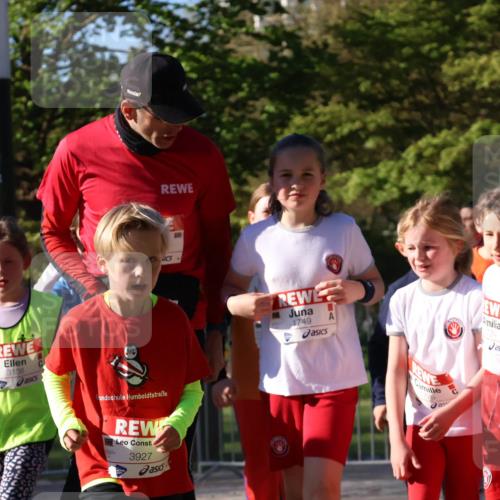 25.04.2025 - Das Zehntel Zöllner http://msf.ph/oto/7676156 26.04.2025 07:48:01 Laufen 09, 3138, 3927, 1749, 1728, 724 meine-sportfotos.de