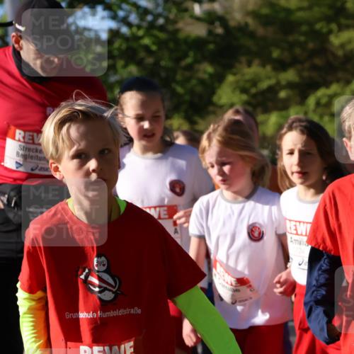 25.04.2025 - Das Zehntel Zöllner http://msf.ph/oto/7676175 26.04.2025 07:48:02 Laufen 24, 3887 meine-sportfotos.de