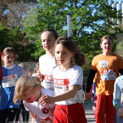 25.04.2025 - Das Zehntel Zöllner http://msf.ph/oto/7676206 26.04.2025 07:48:04 Laufen 2001, 1749, 1724, 3779, 1004, 1004 meine-sportfotos.de