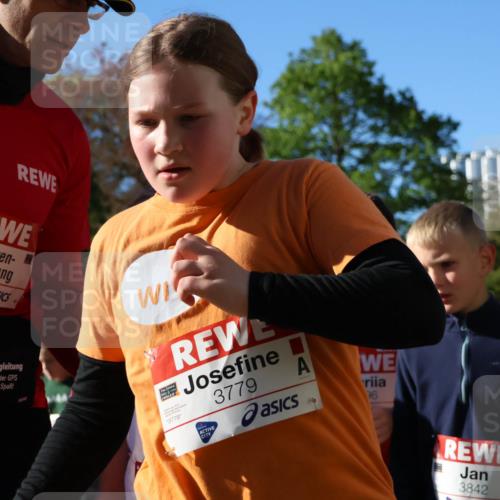 25.04.2025 - Das Zehntel Zöllner http://msf.ph/oto/7676245 26.04.2025 07:48:07 Laufen 3779, 3779, 76, 3842 meine-sportfotos.de