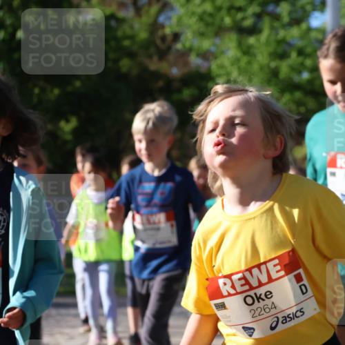 25.04.2025 - Das Zehntel Zöllner http://msf.ph/oto/7676360 26.04.2025 07:48:16 Laufen 1054, 2264 meine-sportfotos.de