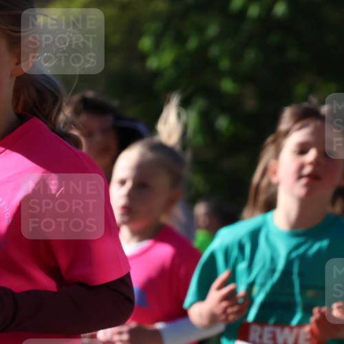 25.04.2025 - Das Zehntel Zöllner http://msf.ph/oto/7676432 26.04.2025 07:48:20 Laufen  meine-sportfotos.de
