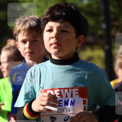 25.04.2025 - Das Zehntel Zöllner http://msf.ph/oto/7676495 26.04.2025 07:48:26 Laufen 2934, 2934 meine-sportfotos.de