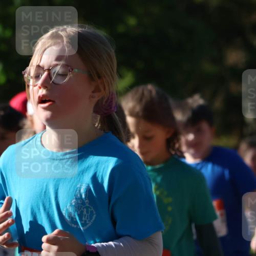 25.04.2025 - Das Zehntel Zöllner http://msf.ph/oto/7676552 26.04.2025 07:48:30 Laufen  meine-sportfotos.de