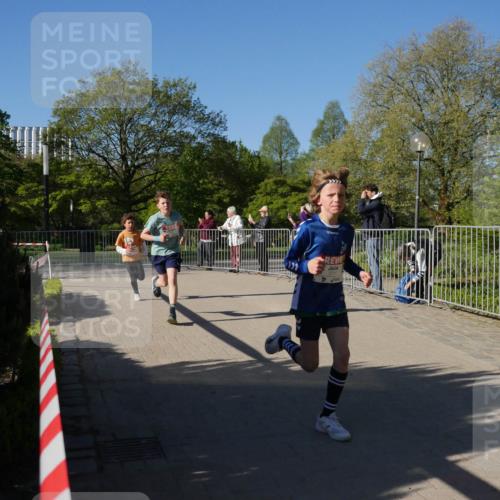 25.04.2025 - Das Zehntel Zöllner http://msf.ph/oto/7676580 26.04.2025 08:40:16 Laufen  meine-sportfotos.de