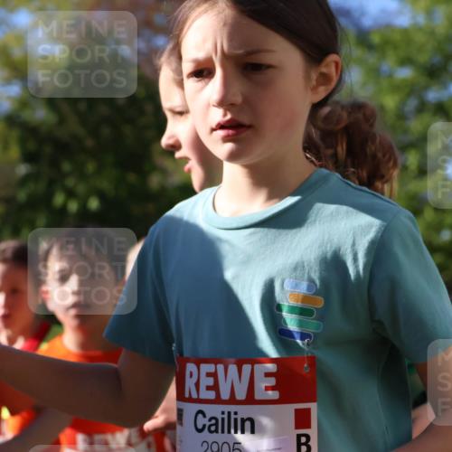 25.04.2025 - Das Zehntel Zöllner http://msf.ph/oto/7676607 26.04.2025 07:48:37 Laufen 2905 meine-sportfotos.de