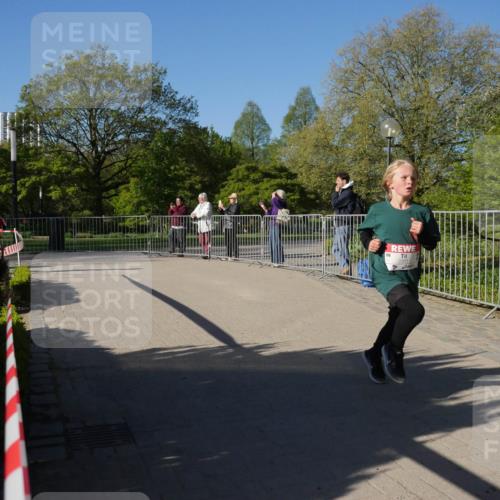 25.04.2025 - Das Zehntel Zöllner http://msf.ph/oto/7676737 26.04.2025 08:40:28 Laufen 2383 meine-sportfotos.de