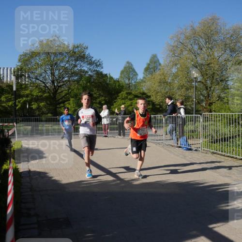 25.04.2025 - Das Zehntel Zöllner http://msf.ph/oto/7677002 26.04.2025 08:40:59 Laufen  meine-sportfotos.de