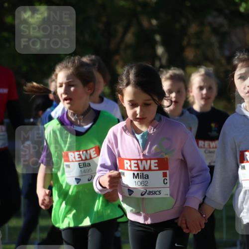 25.04.2025 - Das Zehntel Zöllner http://msf.ph/oto/7677004 26.04.2025 07:49:00 Laufen 5, 1495, 1062, 1061 meine-sportfotos.de
