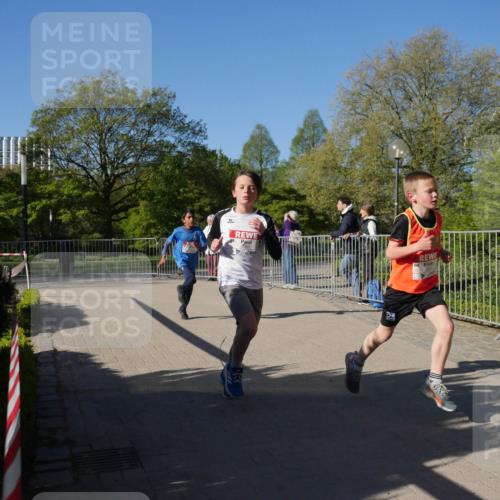 25.04.2025 - Das Zehntel Zöllner http://msf.ph/oto/7677007 26.04.2025 08:41:00 Laufen  meine-sportfotos.de