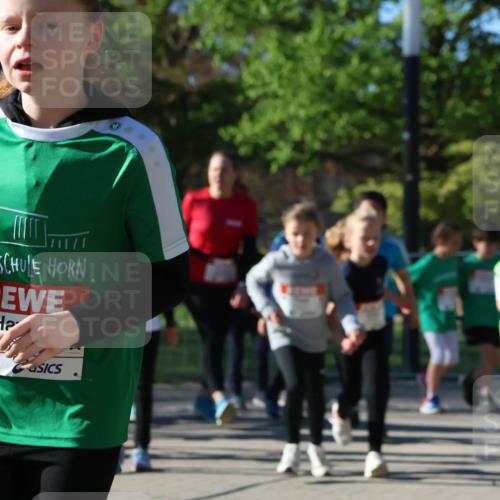 25.04.2025 - Das Zehntel Zöllner http://msf.ph/oto/7677033 26.04.2025 07:49:01 Laufen 1061 meine-sportfotos.de
