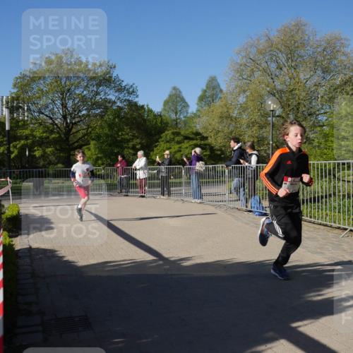 25.04.2025 - Das Zehntel Zöllner http://msf.ph/oto/7677053 26.04.2025 08:41:04 Laufen  meine-sportfotos.de
