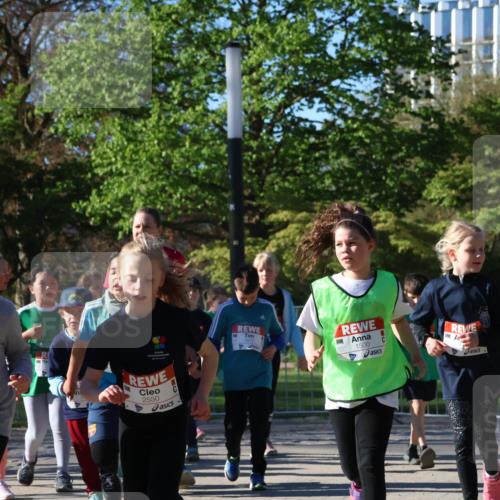 25.04.2025 - Das Zehntel Zöllner http://msf.ph/oto/7677054 26.04.2025 07:49:03 Laufen 2562, 2550, 1500, 1133 meine-sportfotos.de