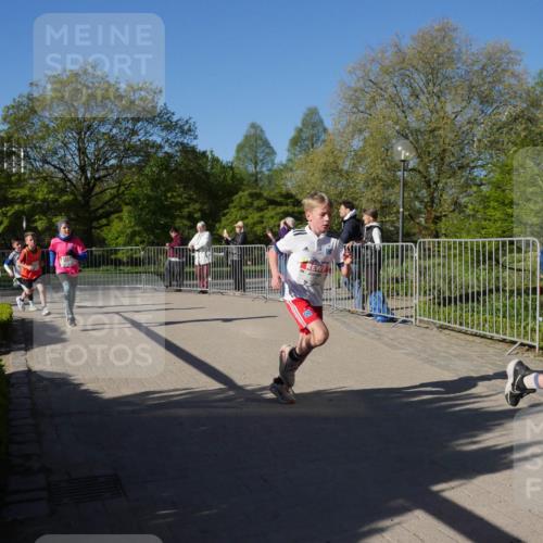 25.04.2025 - Das Zehntel Zöllner http://msf.ph/oto/7677118 26.04.2025 08:41:11 Laufen 2935 meine-sportfotos.de