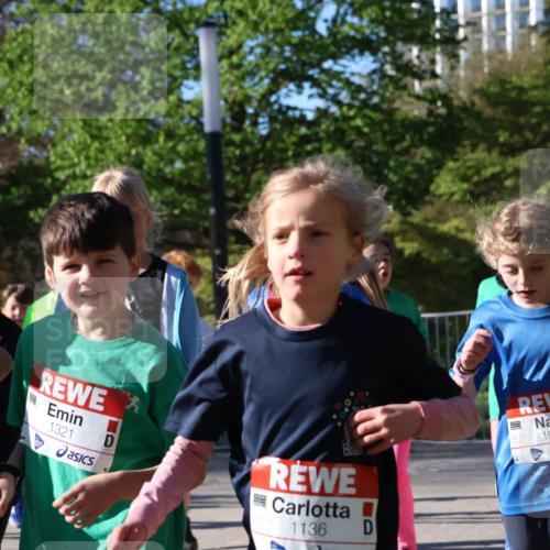 25.04.2025 - Das Zehntel Zöllner http://msf.ph/oto/7677119 26.04.2025 07:49:09 Laufen 1321, 1136, 1981 meine-sportfotos.de