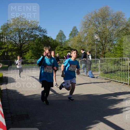 25.04.2025 - Das Zehntel Zöllner http://msf.ph/oto/7677184 26.04.2025 08:41:18 Laufen 2103 meine-sportfotos.de