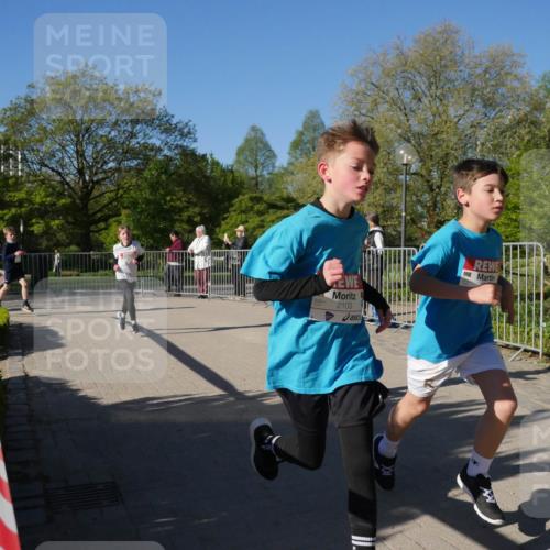 25.04.2025 - Das Zehntel Zöllner http://msf.ph/oto/7677190 26.04.2025 08:41:18 Laufen 2103 meine-sportfotos.de