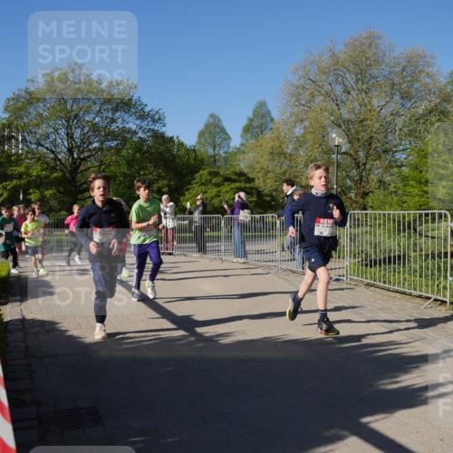 25.04.2025 - Das Zehntel Zöllner http://msf.ph/oto/7677217 26.04.2025 08:41:21 Laufen  meine-sportfotos.de